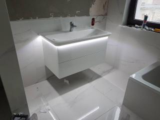 Wrocław remont łazienki oświetlenie LED